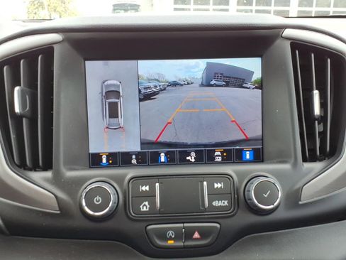 Used 2024 GMC Terrain AT4 w/ Infotainment Package II AWD/4WD image 21