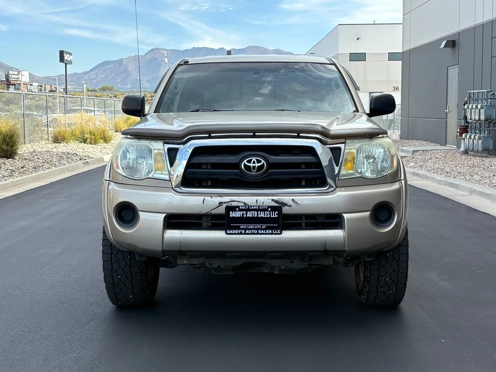 Used 2005 Toyota Tacoma 4x4 Access Cab w/ SR5 Pkg #2 image 8