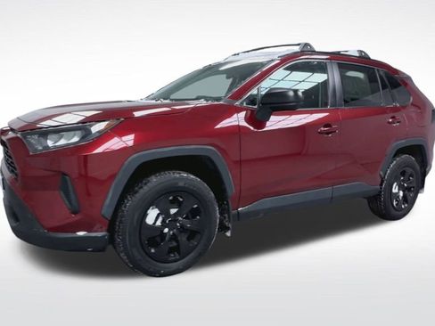 Used 2019 Toyota RAV4 LE image 4