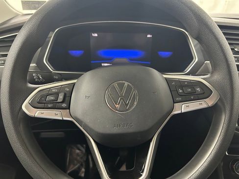 Used 2023 Volkswagen Tiguan S FWD image 17