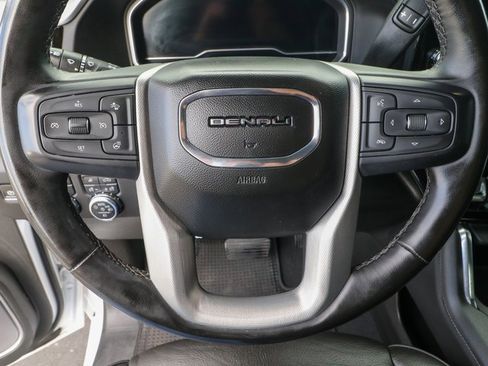 Used 2024 GMC Sierra 3500 Denali w/ Denali Reserve Package image 16