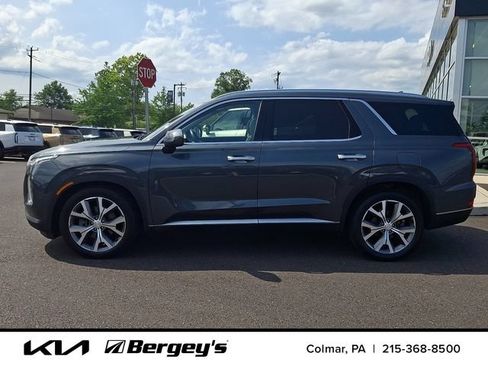 Used 2022 Hyundai Palisade SEL w/ 8P Bench Seat Package AWD/4WD image 9