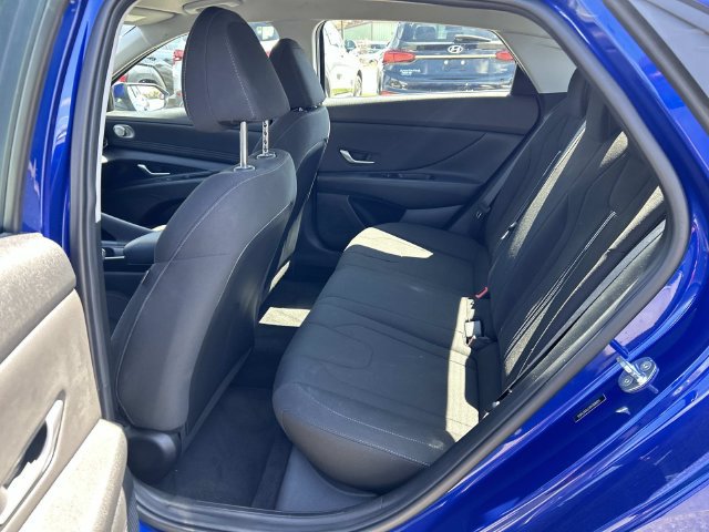 Used 2023 Hyundai Elantra SEL w/ Convenience Package FWD image 13