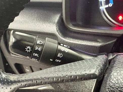 Used 2019 Toyota 4Runner TRD Off-Road Premium AWD/4WD image 19