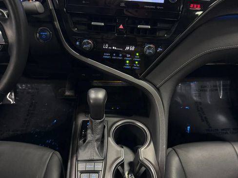 Used 2021 Toyota Camry XSE w/ Navigation Upgrade Package FWD image 3