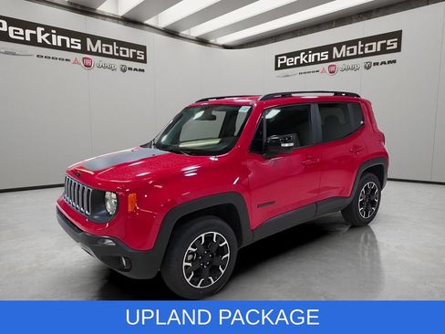 Used 2023 Jeep Renegade Latitude AWD/4WD image 1