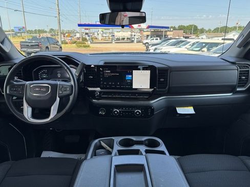 Used 2022 GMC Sierra 1500 Elevation image 10