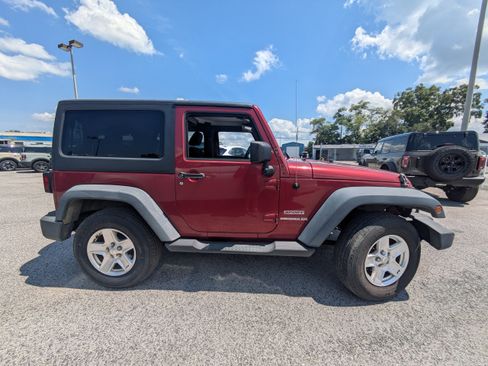 Used 2012 Jeep Wrangler Sport AWD/4WD image 3