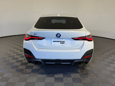 Used 2023 BMW i4 eDrive40 w/ M Sport Package image 10