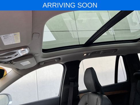 Used 2022 Volvo XC90 T6 Momentum w/ Advanced Package image 24
