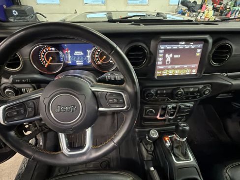 Used 2021 Jeep Wrangler Unlimited Sahara image 10