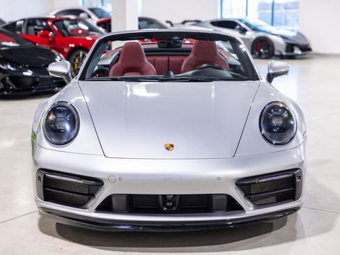 Used 2022 Porsche 911 Cabriolet image 11