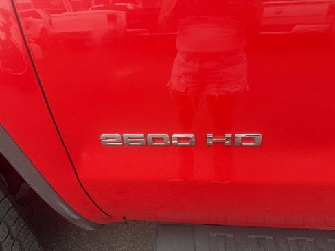 Used 2019 GMC Sierra 2500 4x4 Double Cab w/ Sierra Convenience Package image 2