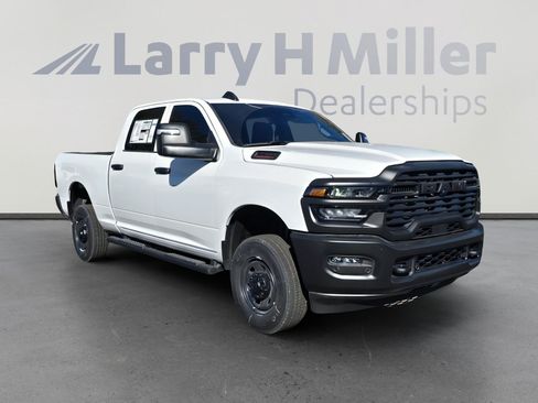 New 2026 RAM 2500 Tradesman AWD/4WD image 7
