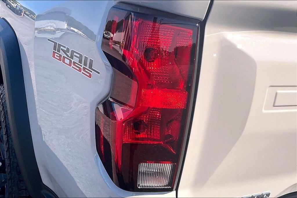 New 2026 Chevrolet Colorado Trail Boss AWD/4WD image 26
