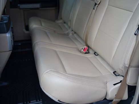 Used 2015 Ford F150 Lariat w/ Equipment Group 501A Mid AWD/4WD image 95