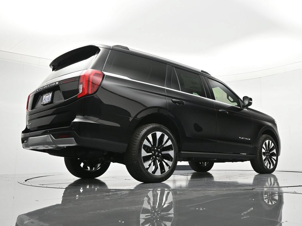 New 2026 Ford Expedition Platinum w/ Driver's Package AWD/4WD image 43
