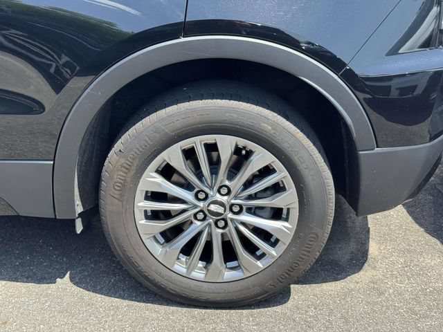 Used 2024 Cadillac XT4 Premium Luxury AWD/4WD image 15