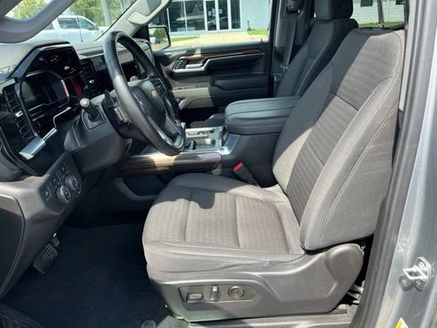Used 2023 Chevrolet Silverado 1500 LT w/ Protection Package AWD/4WD image 9