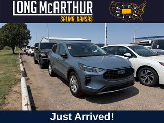 Used 2023 Ford Escape Active w/ Tech Pack #1 AWD/4WD video 1