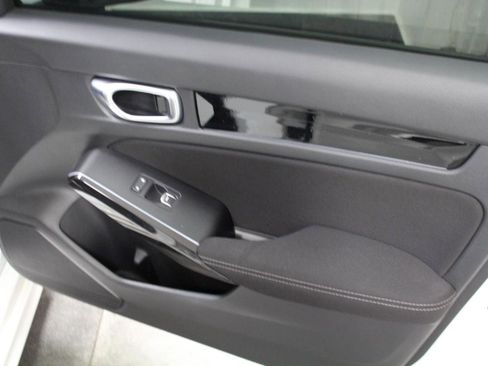 Used 2023 Honda Civic Sport image 23