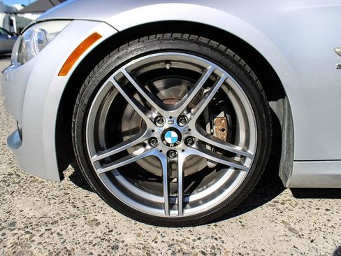 Used 2013 BMW 335is Convertible image 11