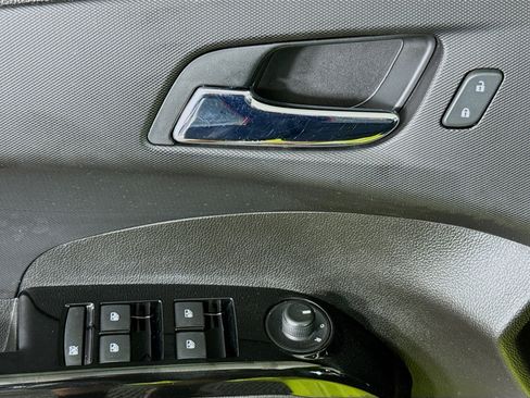 Used 2019 Chevrolet Sonic LT image 22