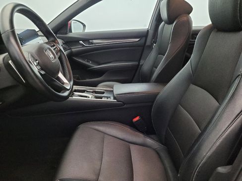 Used 2018 Honda Accord Sport image 17