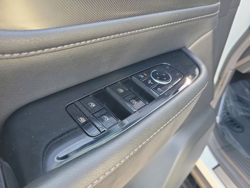 Certified 2026 INFINITI QX80 Luxe w/ Cargo Package AWD/4WD image 33