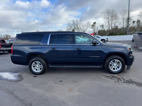 Used 2018 Chevrolet Suburban LS image 6