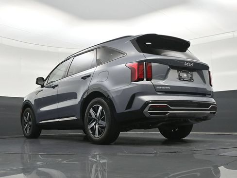Used 2023 Kia Sorento S FWD image 27