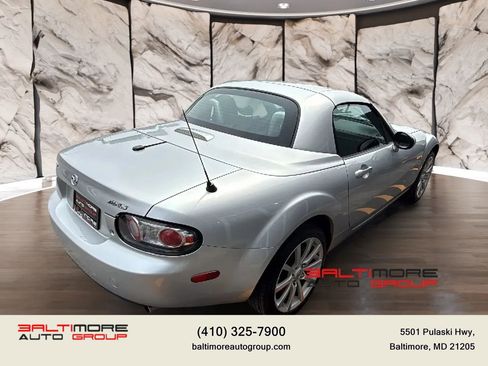 Used 2008 MAZDA MX-5 Miata Touring RWD image 8