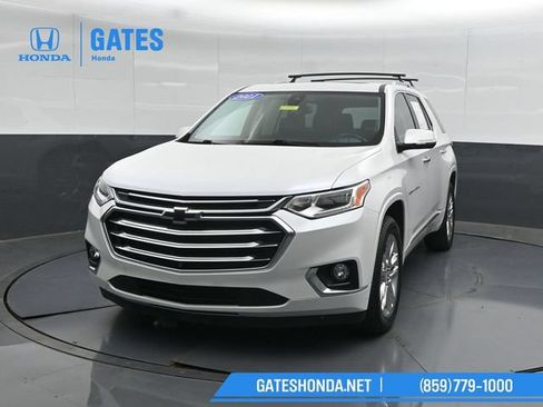 Used 2021 Chevrolet Traverse High Country w/ LPO, Floor Liner Package AWD/4WD image 5