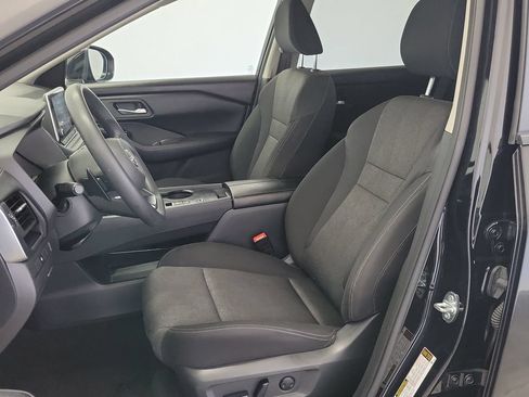 Used 2024 Nissan Rogue SV FWD image 20
