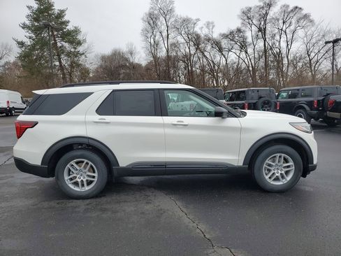 New 2026 Ford Explorer Active image 39
