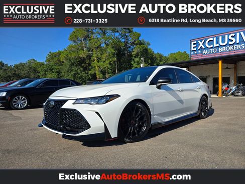 Used 2021 Toyota Avalon TRD image 5