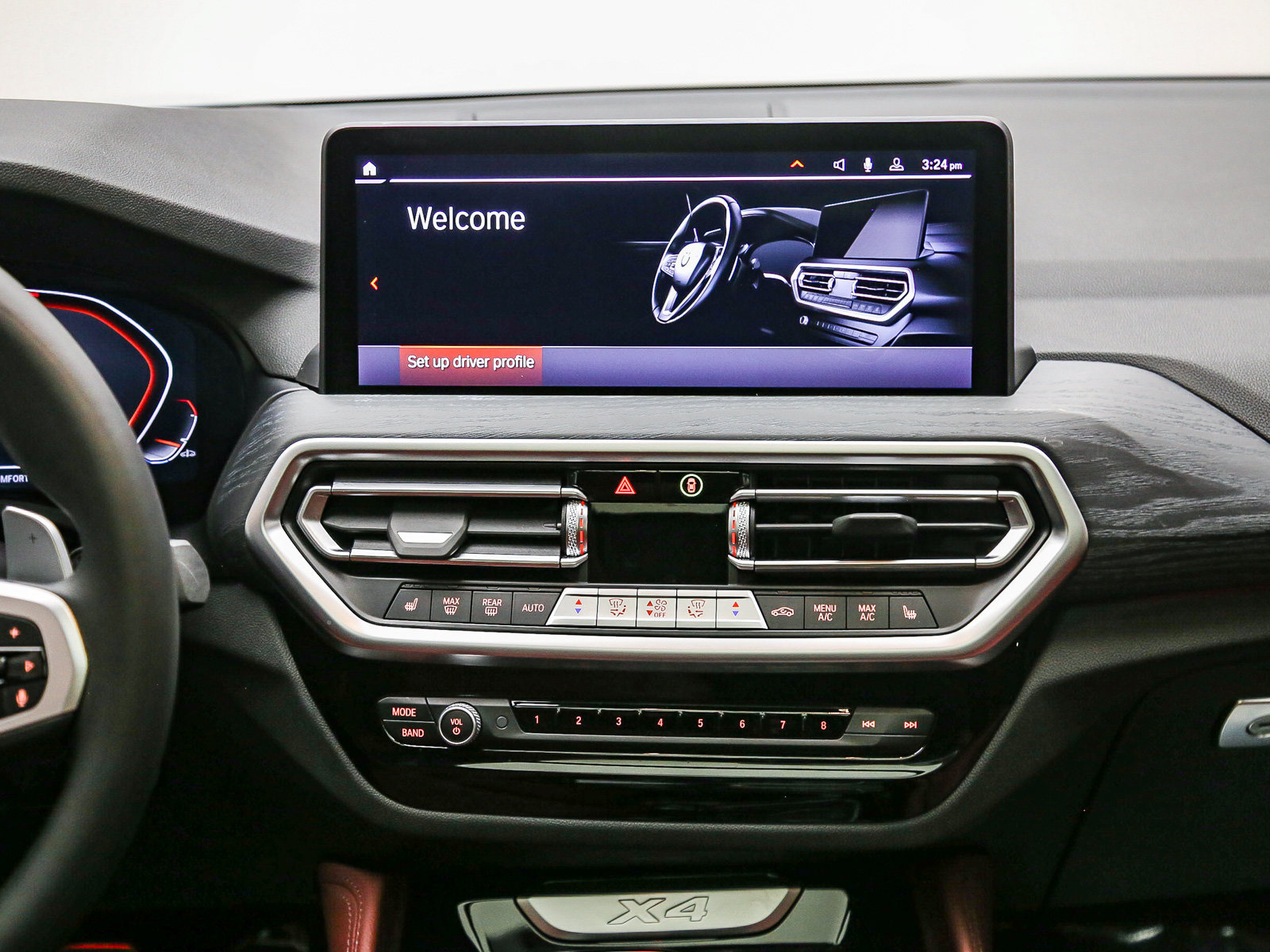 Used 2024 BMW X4 xDrive30i w/ Premium Package AWD/4WD image 14