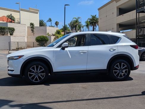 Used 2018 MAZDA CX-5 Touring w/ Preferred Equipment Package FWD image 13