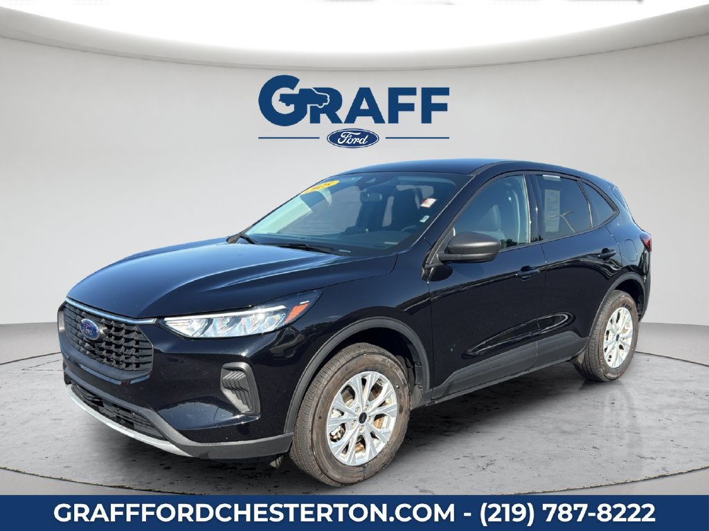 Used 2025 Ford Escape Active AWD/4WD image 2