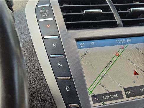 Used 2020 Lincoln MKZ w/ Convenience Package image 16