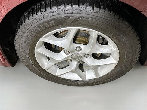 Used 2018 Chrysler Pacifica Touring-L Plus w/ Tire & Wheel Group image 31