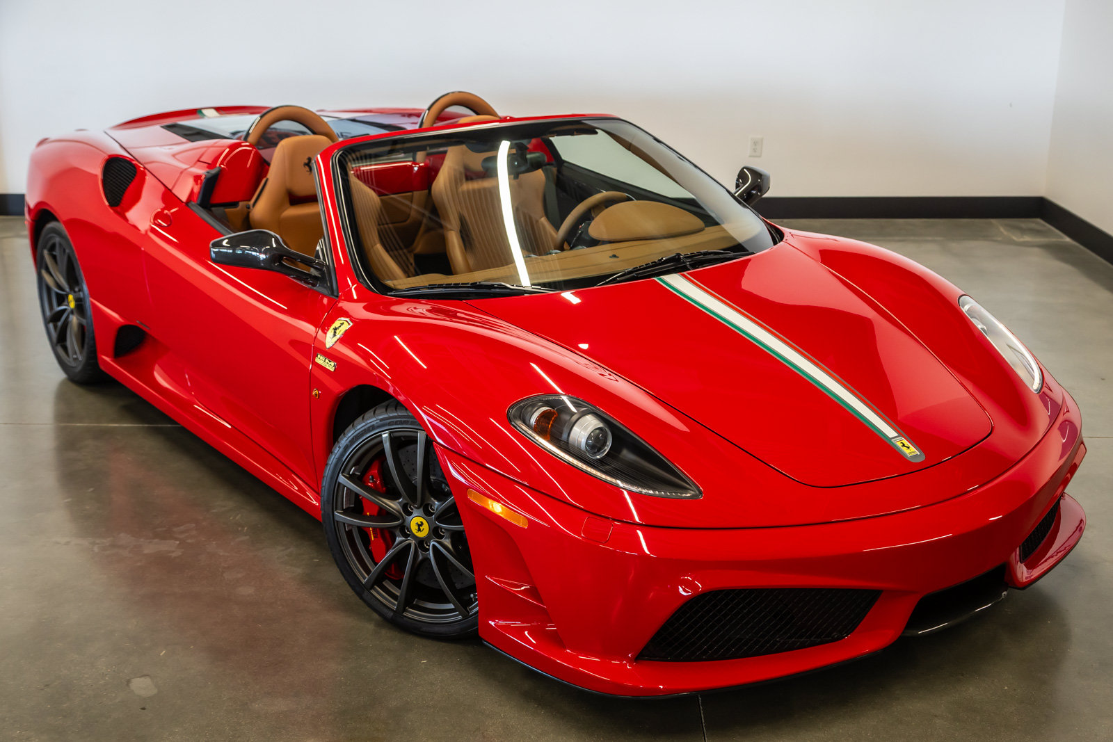 Used 2009 Ferrari F430 Scuderia RWD image 2