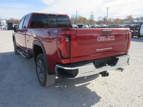 New 2026 GMC Sierra 3500 SLT image 9