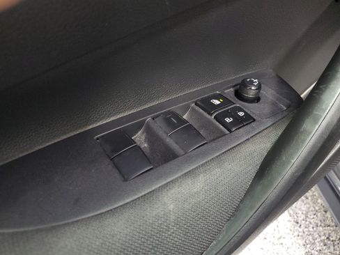 Used 2024 Toyota Corolla LE FWD image 20