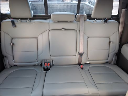 Used 2019 Chevrolet Silverado 1500 LTZ w/ LTZ Plus Package image 23