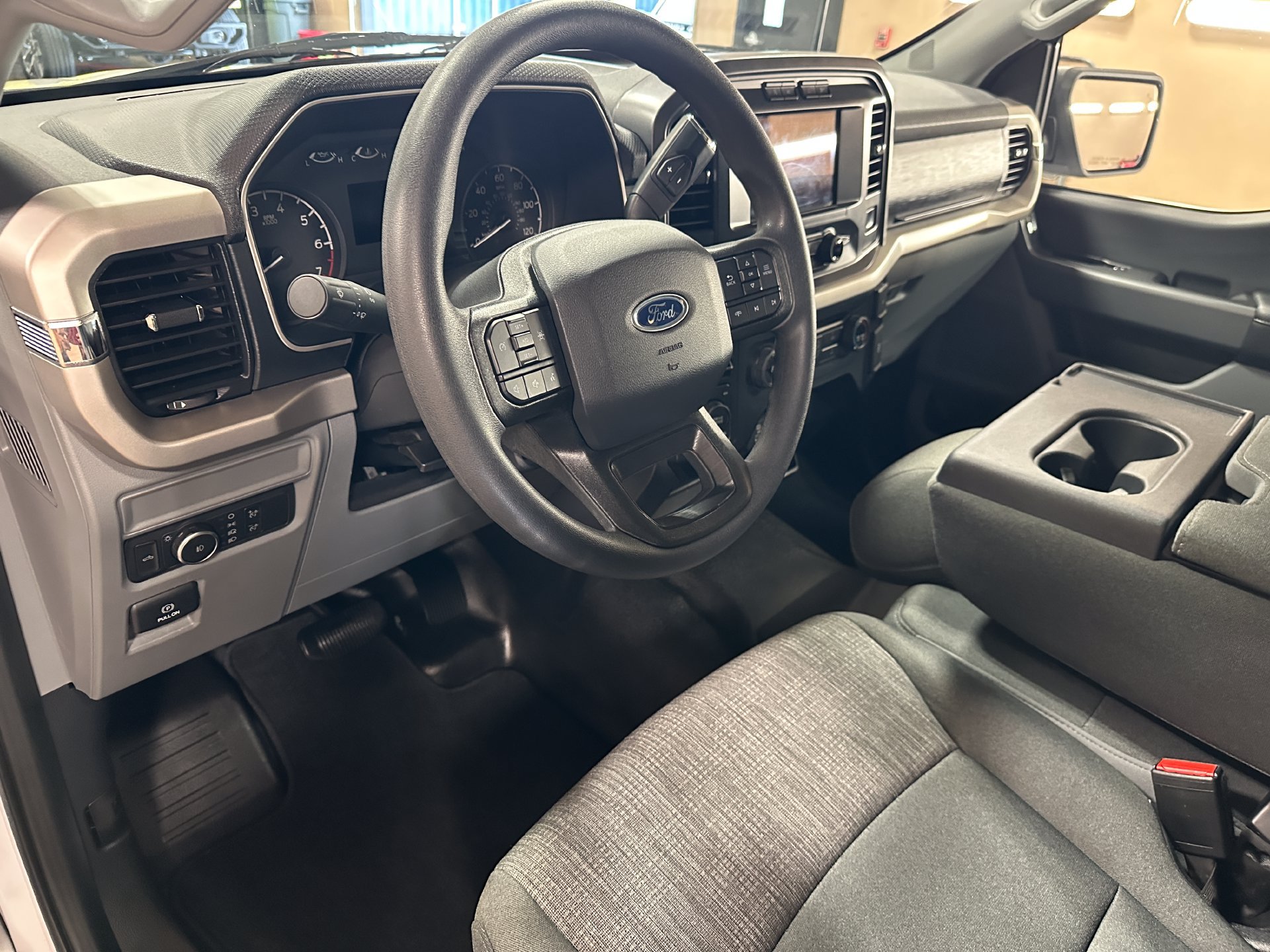 Used 2021 Ford F150 XLT AWD/4WD image 11