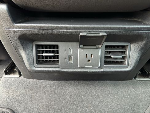 Used 2026 GMC Sierra 1500 SLT AWD/4WD image 46