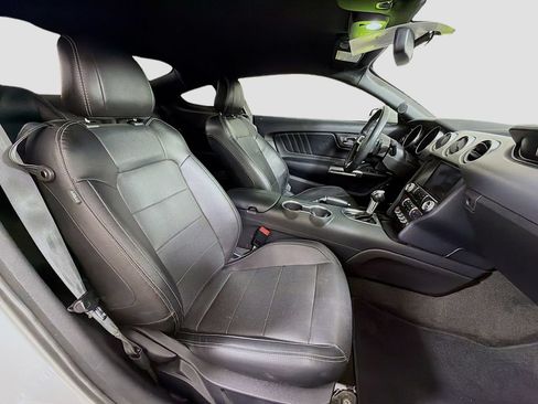 Used 2018 Ford Mustang GT Premium RWD image 28