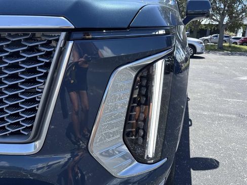 New 2026 Cadillac Escalade Platinum Luxury w/ LPO, Radiant Package AWD/4WD image 9