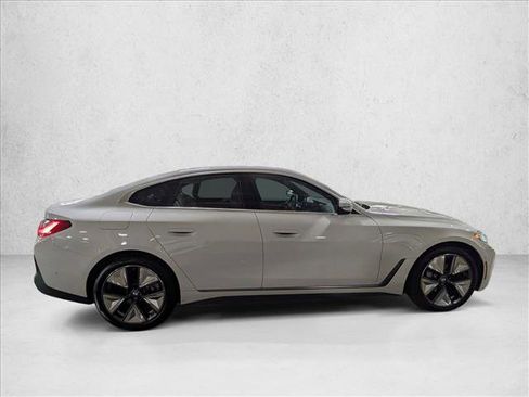 Used 2025 BMW i4 xDrive40i w/ Premium Package image 4